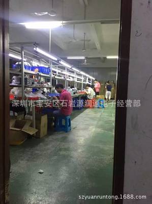 圓形鋁合金奶嘴汽車(chē)充 2.1A雙USB接口的多功能智能充電解決方案